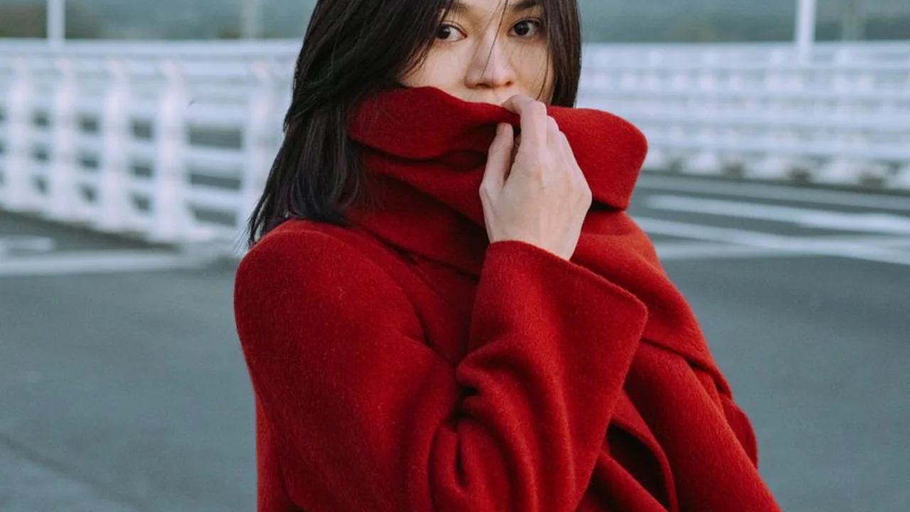 白丝jk美女接吻在线观看怎么找靠谱资源
